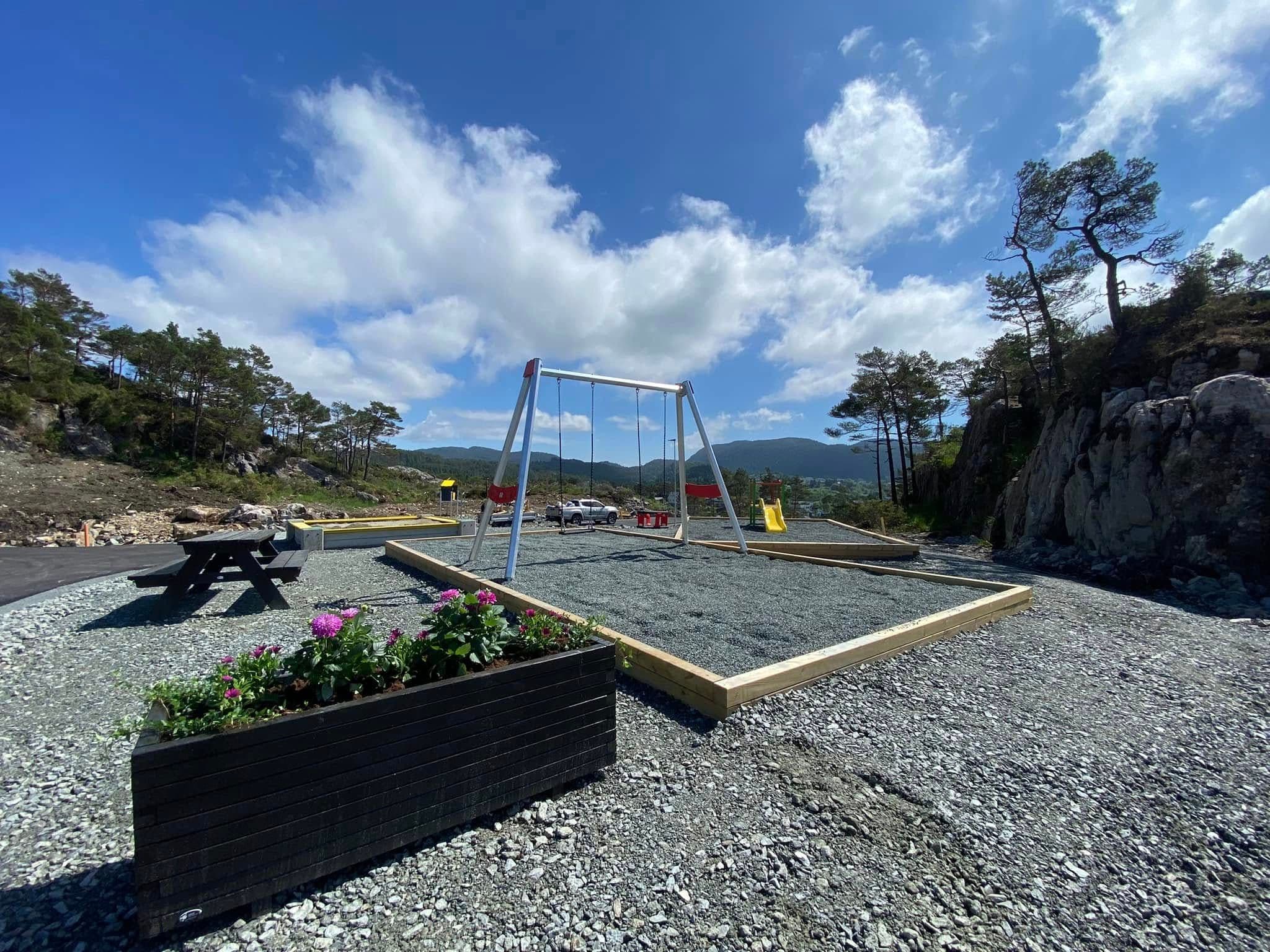 Huskestativ med fallunderlag i Lysehagen